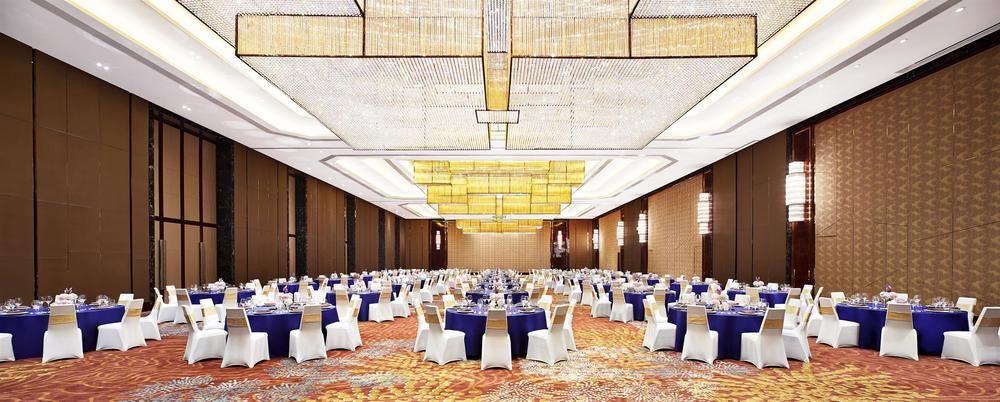 Sheraton Grand Zhengzhou Hotel Buitenkant foto