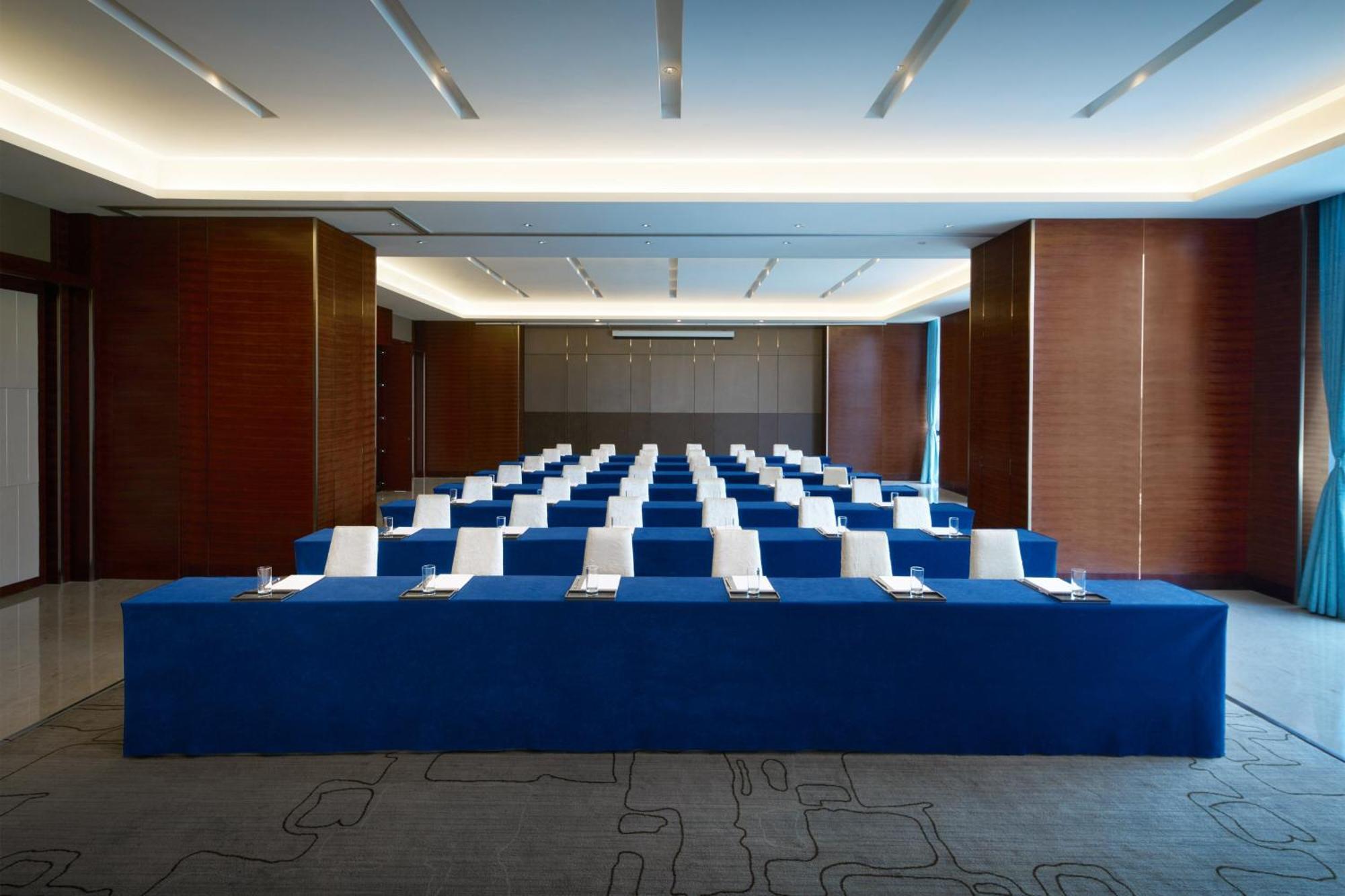 Sheraton Grand Zhengzhou Hotel Buitenkant foto