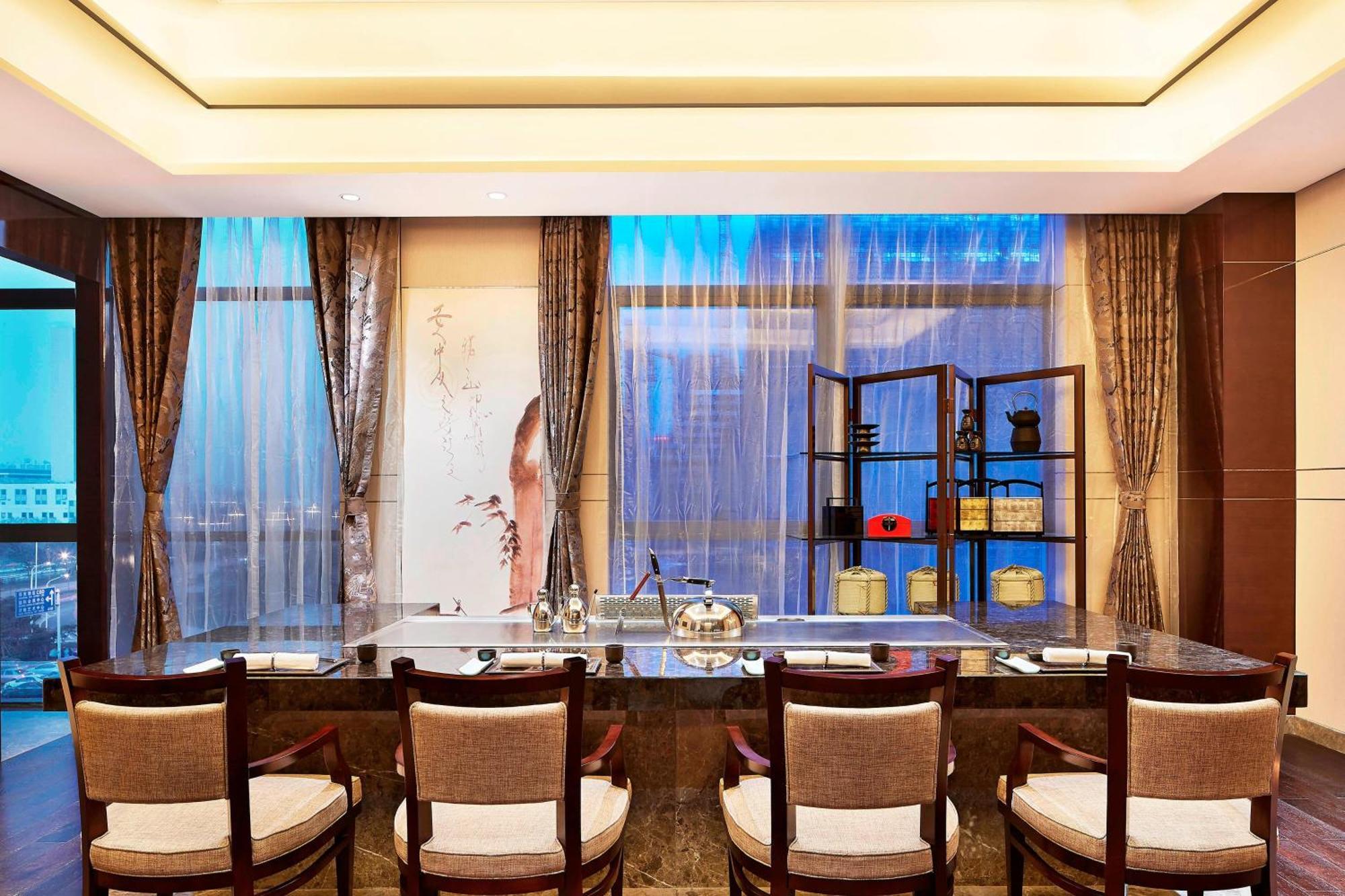 Sheraton Grand Zhengzhou Hotel Buitenkant foto