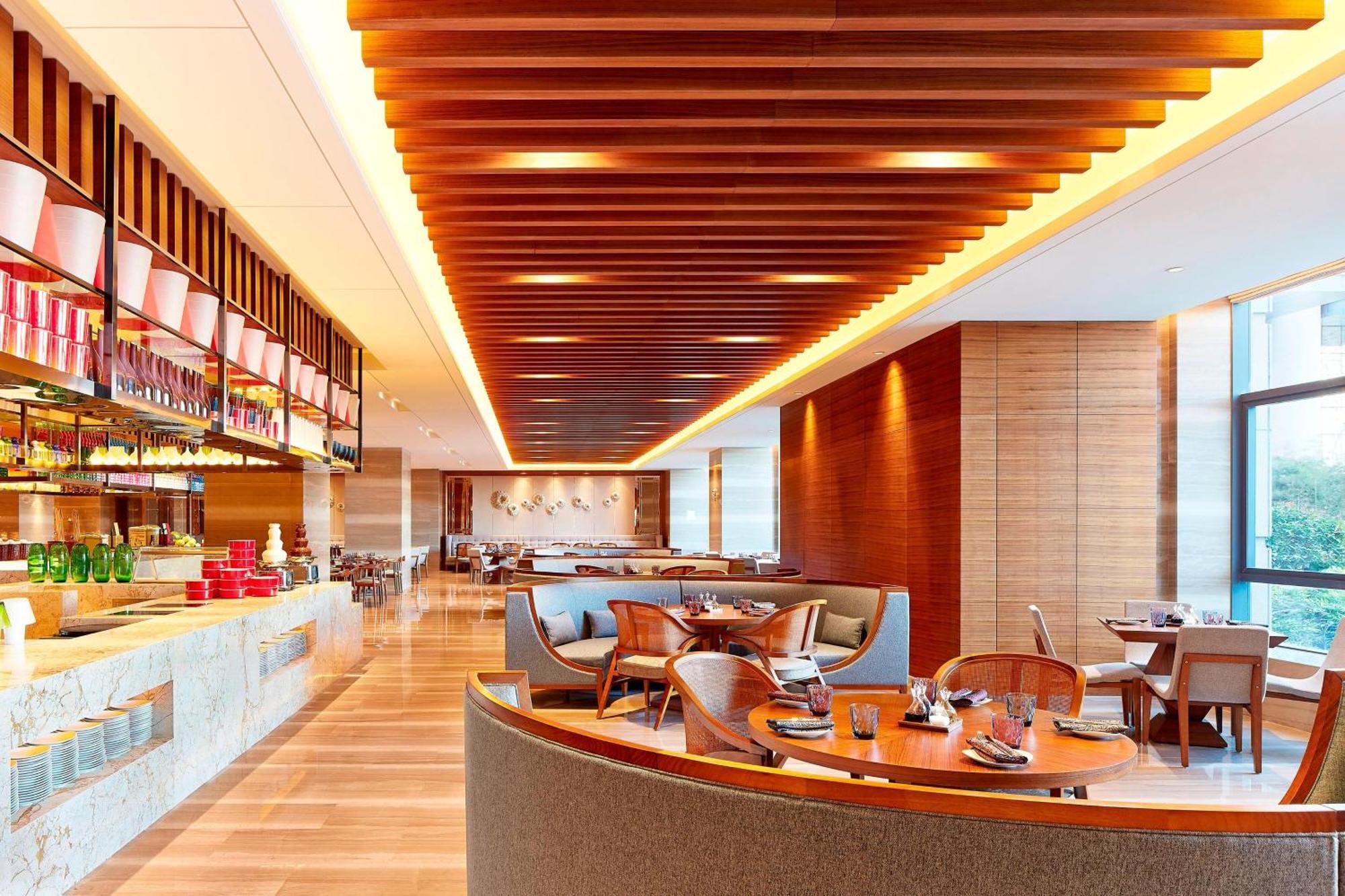 Sheraton Grand Zhengzhou Hotel Buitenkant foto