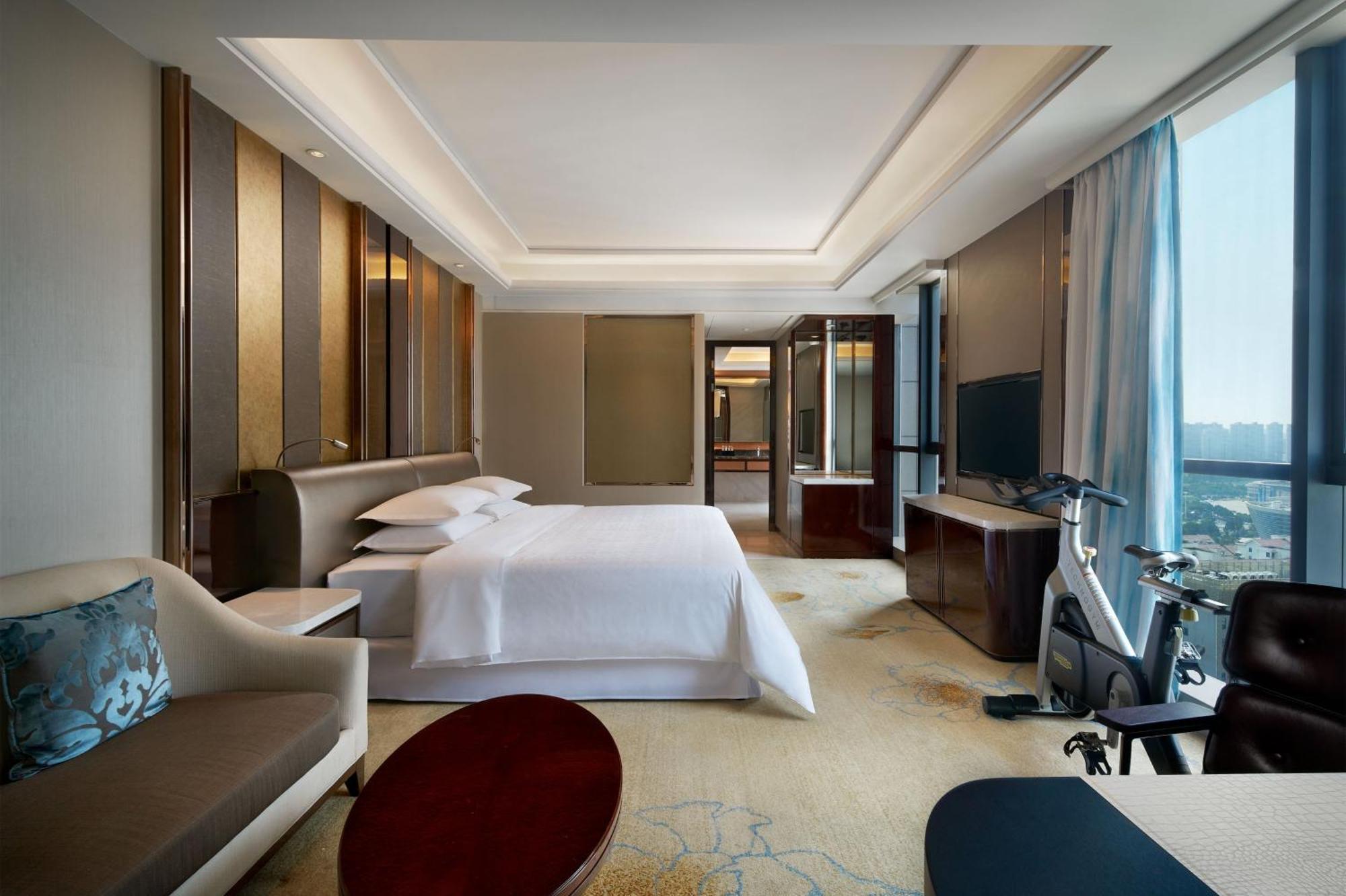 Sheraton Grand Zhengzhou Hotel Buitenkant foto
