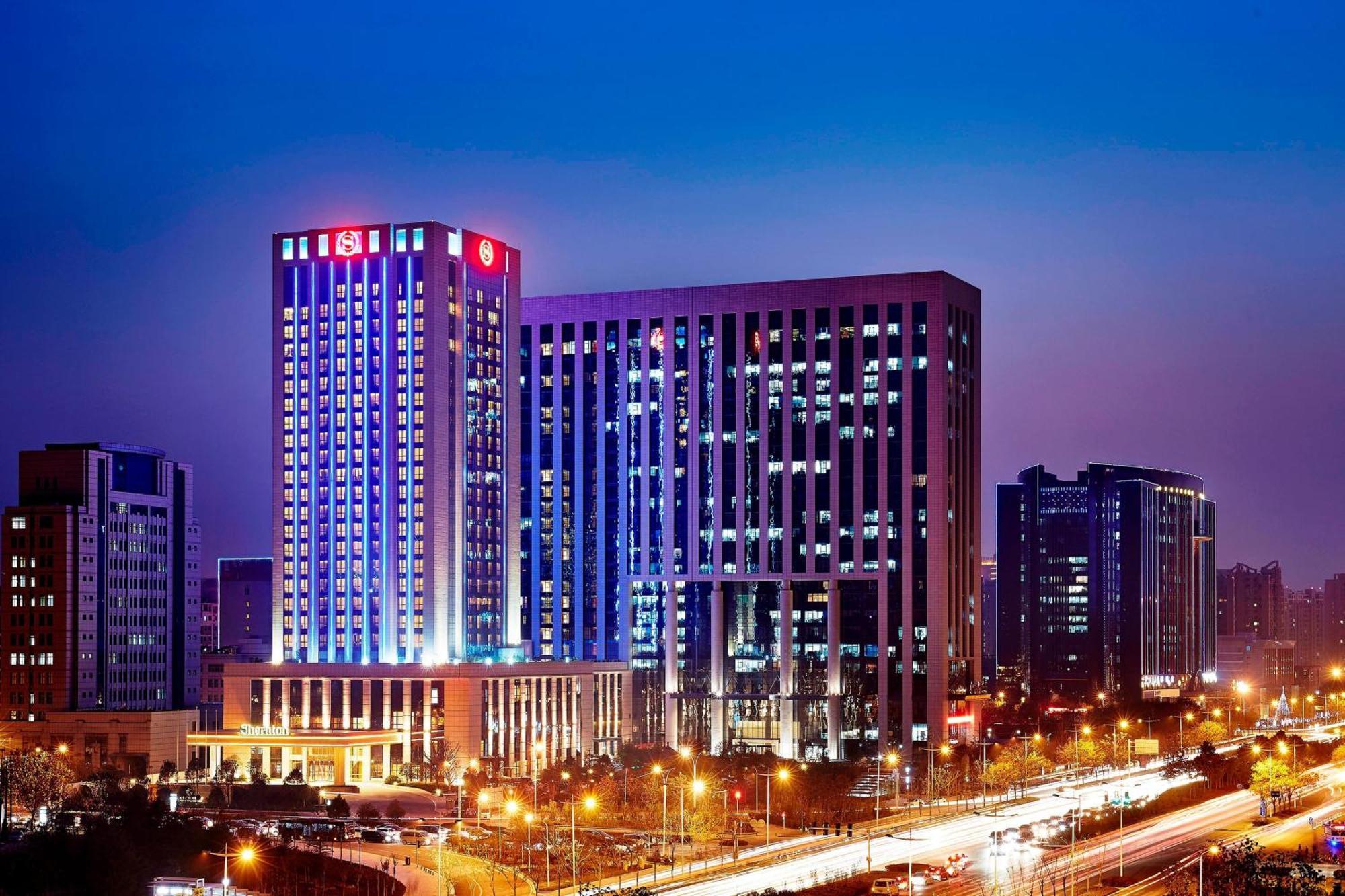 Sheraton Grand Zhengzhou Hotel Buitenkant foto